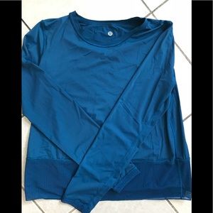 Lululemon top